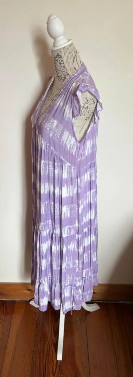 💜 Lilac & White Sleeveless Mid-Length Dress – Size U – photo 4